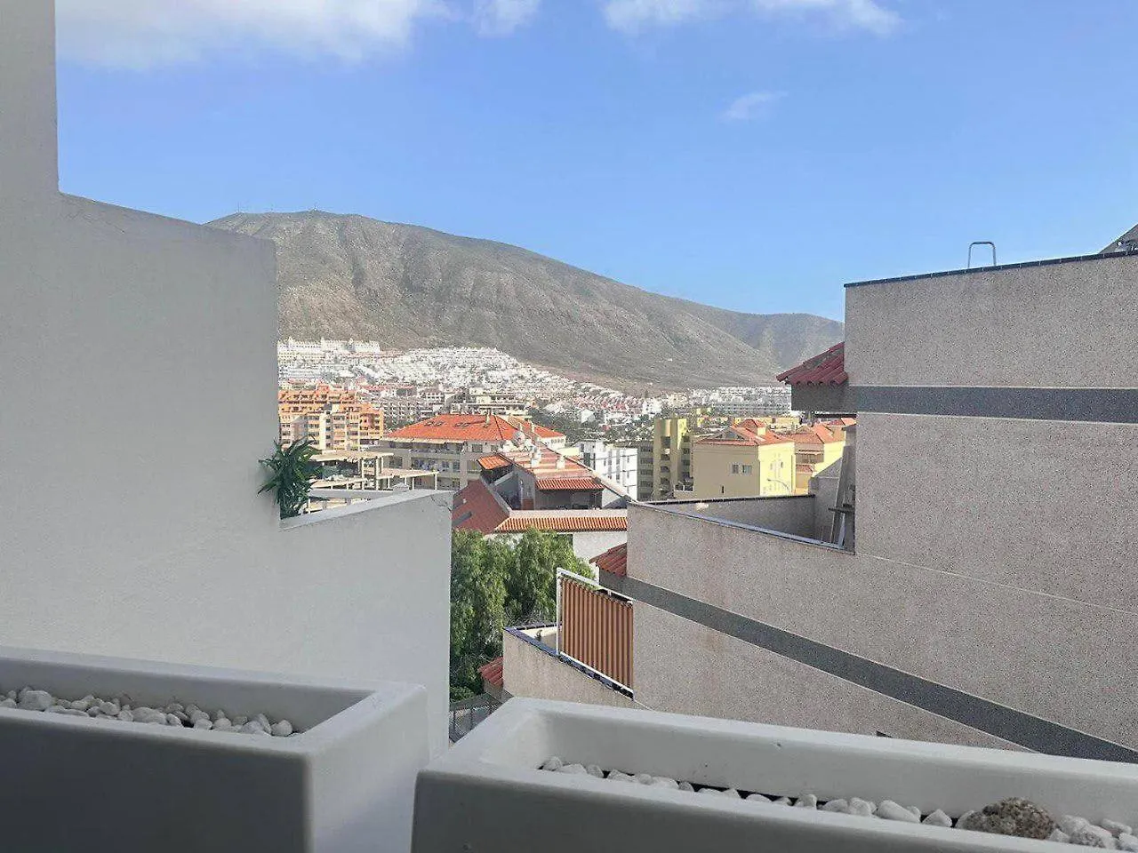 Apartment Near The Ocean Arona
