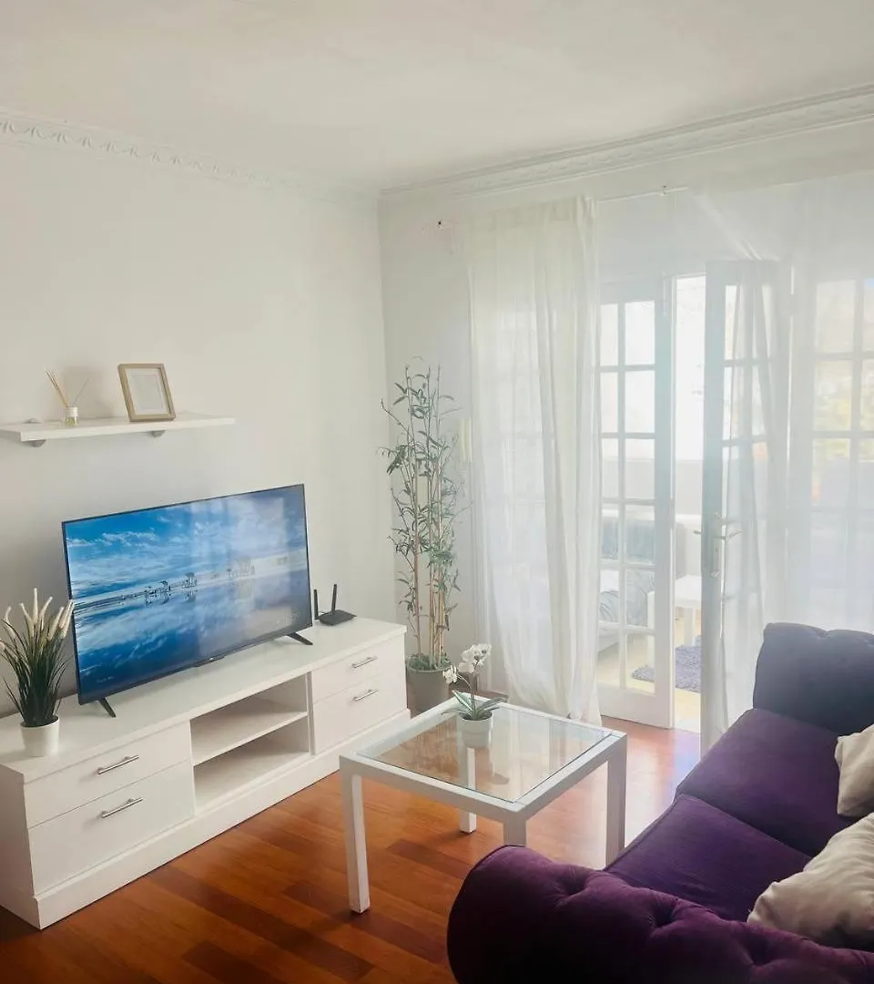 Apartment Near The Ocean contacts